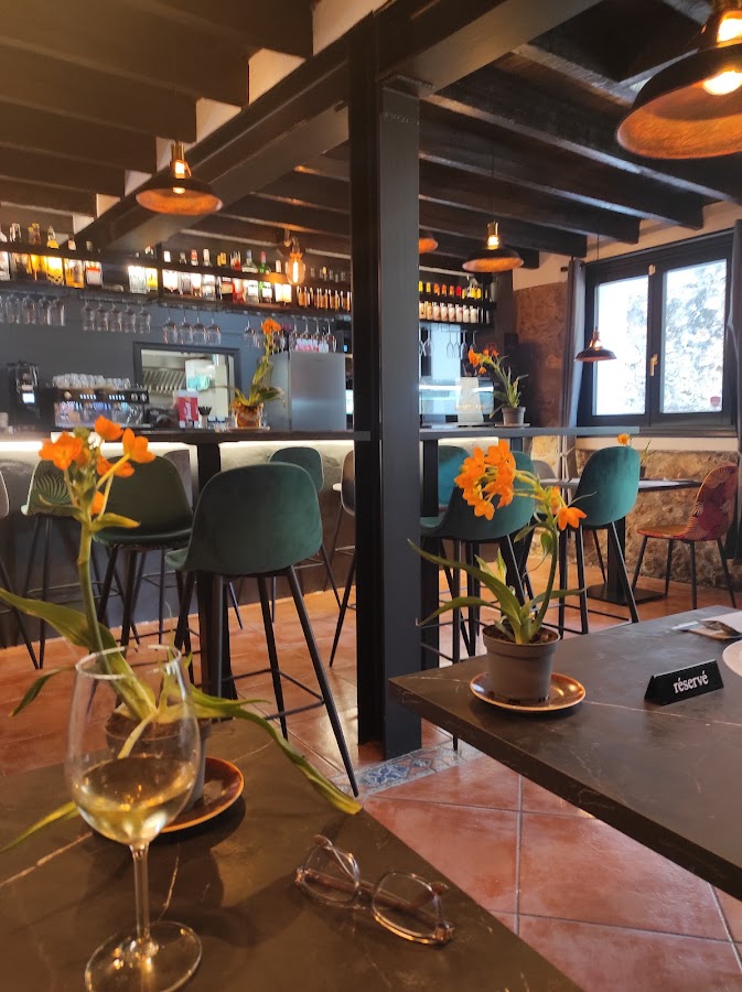 Bar La Torre Restaurant