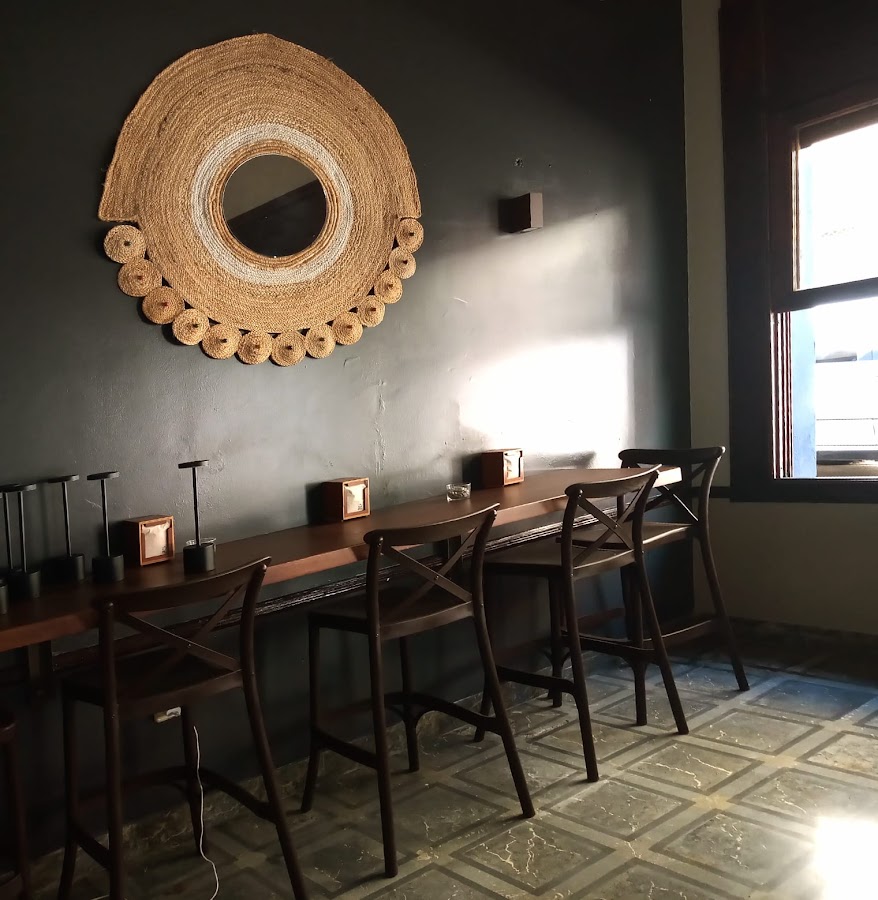 Café Sendra Desayunos, Tapas, Bebidas y Música en vivo