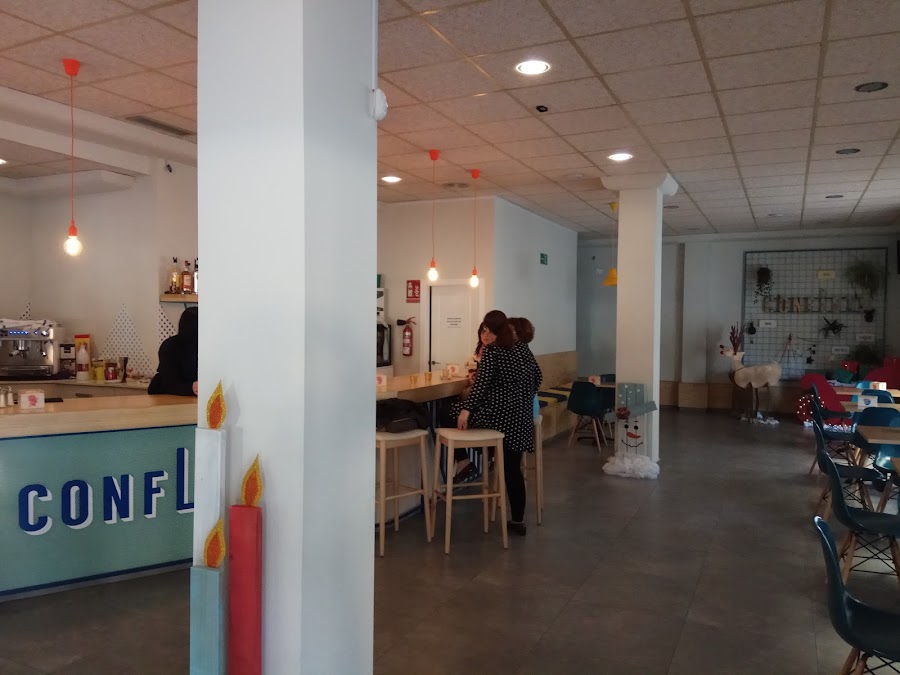 Confleti Café-Bar