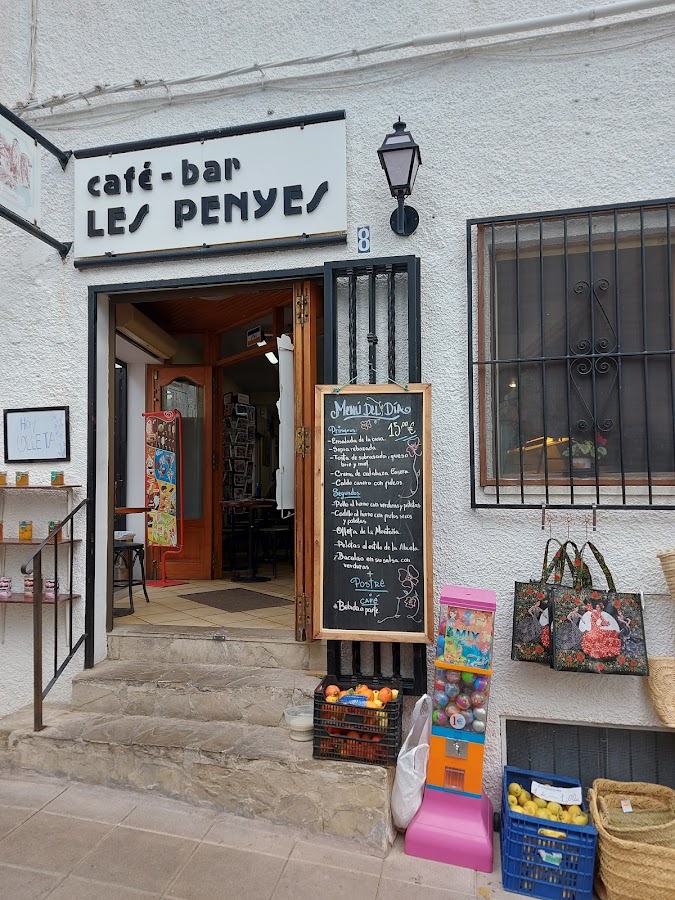 Les Penyes café-bar